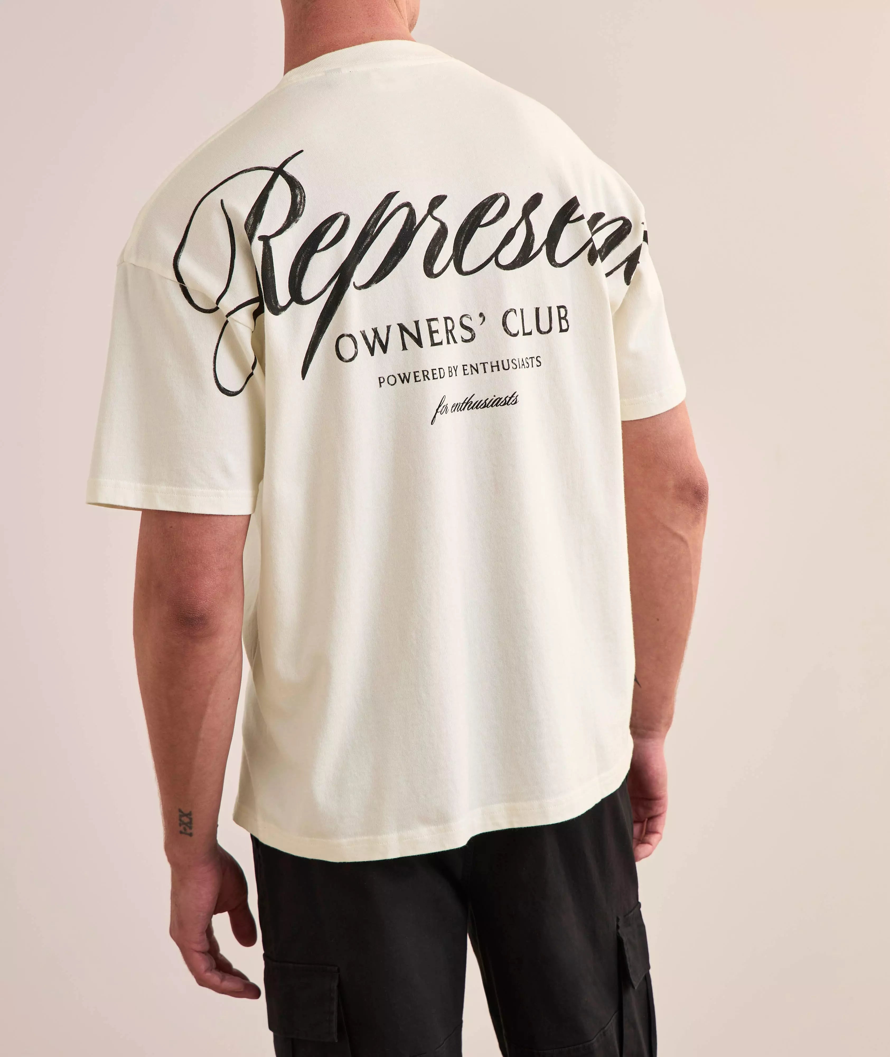 Represent Owners' Club Script T-Shirt