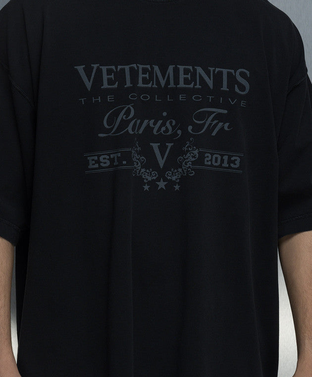 VETEMENTS Black t-shirt with a print