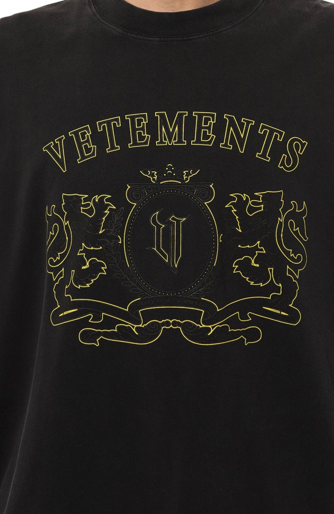 VETEMENTS Royal T-Shirt
