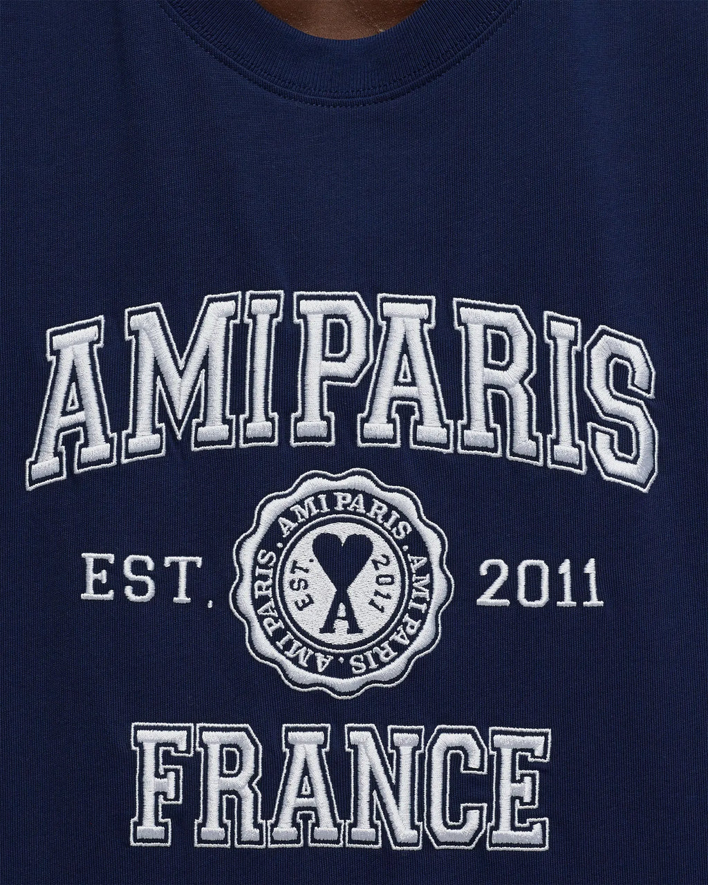 AMI Paris T-Shirt | Navy Blue | STW