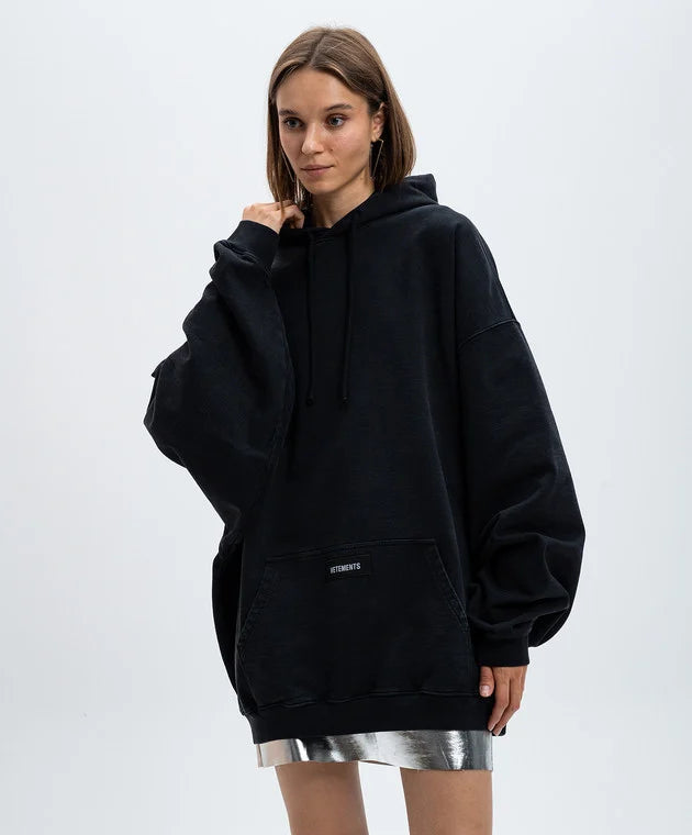 VETEMENTS