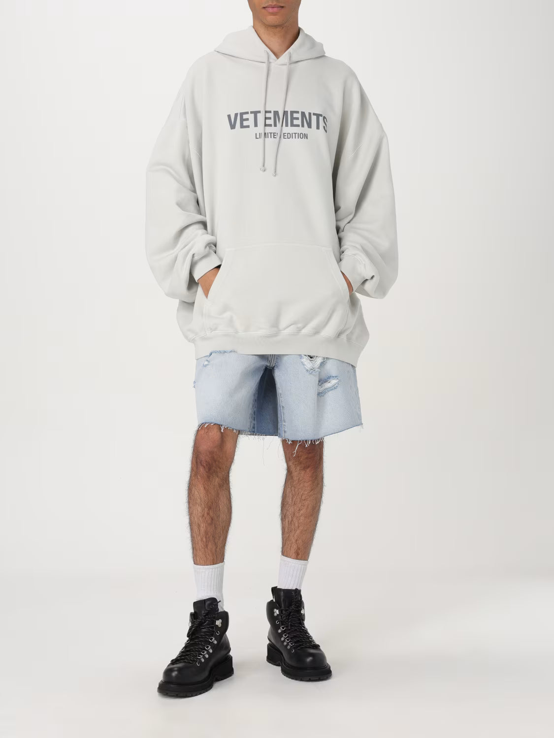 VETEMENTS