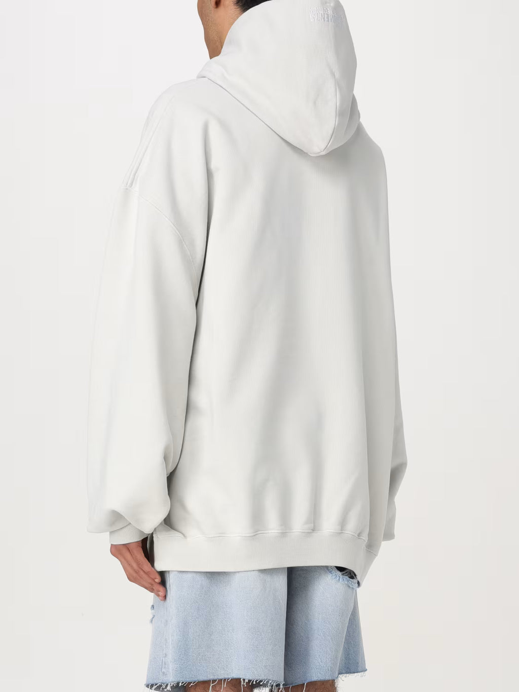 VETEMENTS
